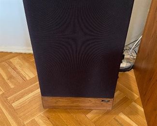 2 Advent Floor Speakers 16"W x 28.5H x 9.5D BUY THEM NOW $50