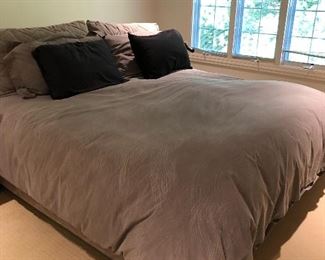 King sized Bed. Includes behind bed in headboard storage and 2 nightstands, steel gray frame with Simmons Beautyrest World Class Florence Pillow TOp mattress. BUY IT NOW $400, must have tools, with our without mattreess.