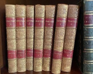 Antique Shakepeare 7 Voumes Comedies, Histories, Doubtful plays and Tragedies