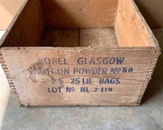 Vintage Nobel Glasgow Shotgun Powder Wood Dovetailed Box Location Beside Dryer