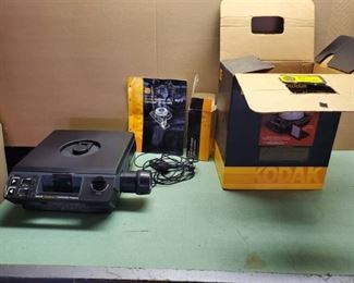 KODAK Medalist 2 Carousel Projector.with Carousel and Slides.also Remote Very Clean Tested and Working. With Box and Manual