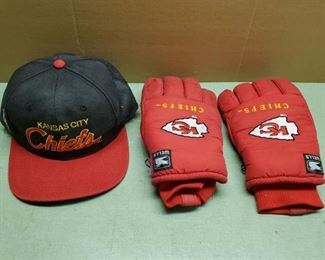 Lot of 2 . Chiefs Wells Winter Gloves and Black Vintage Snapback