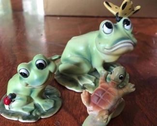Mini Lot of Frog Ceramics Location Fireplace Shelf Right