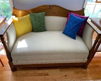 Gorgeous loveseat that opens up to a bed. Incredible condition!! 53 inches long by 27 inches deep by 29 inches tall.
Lovely home filled with incredibly kept antiques, collectibles and home decor. Message, Text/ Call Steph at 518-944-0255! All items will be on