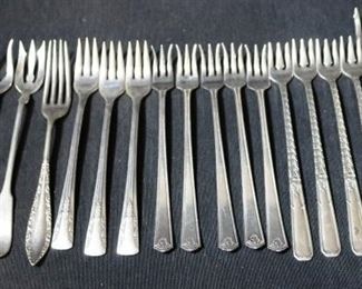Lot# 96 - Lot of 17 Assorted Silver Plated Forks