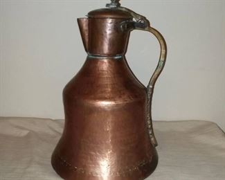 Antique Copper Kettle with Hammered Bottom