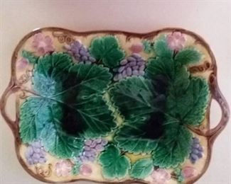 Wedgwood Majolica Vine and Strawberry Dish