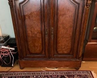 Armoire/TV cabinet
