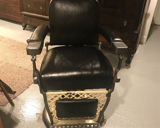 Emil J Paidar barber chair with headrest "Mobster Chair"