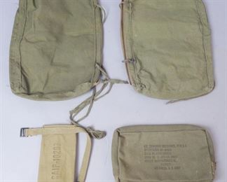 Lot of WW2 US Army Zippered Bags, Pouches
