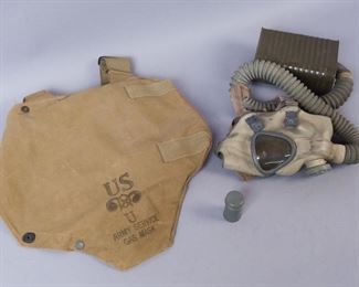WW2 US Army Gas Mask with Bag
