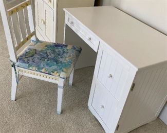 desk and chair $100