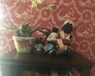 A collection of dolls