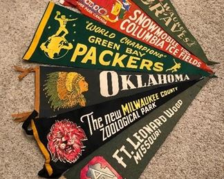 Vintage Pennants 5th Army Fort Leonard Wood , Milwaukee County Zoological Park, Oklahoma, World Champions Green Bay Packers, Snowmobile Tour, Milwaukee Braves 