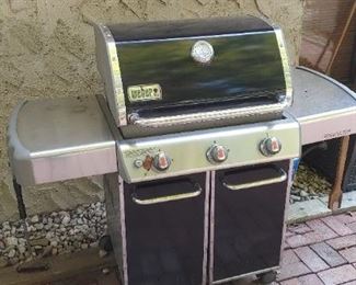 Hardly used Weber grill