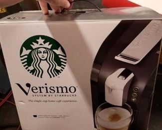 Verismo Systems by Starbucks Model # 580 Piano Black Used 3 times $125