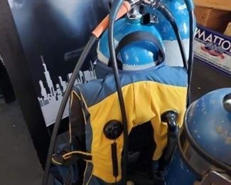 Vintage Scuba Gear with 2 Luxfer USA Limited Tanks & Accessories $995