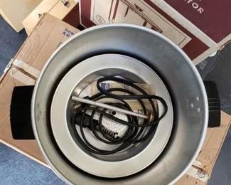 Chilton 30 Cup Buffet Automatic Perculator in Original Box $20