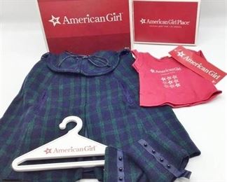 American Girl - Samanthas Plaid Cape & Gaiters for Doll + AG hanger - New in Box!