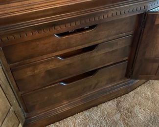 Ethan Allen China Cabinet