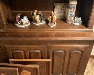 Pair of Ethan Allen Bookcases