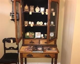 Items Located In The Entry Hallway