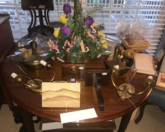 Items Located In The 1st Bedroom