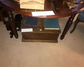 Items Located In The 1st Bedroom