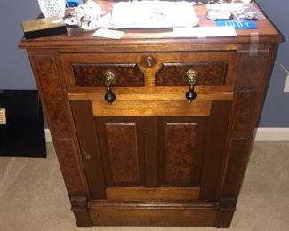 Items Located In The 1st Bedroom