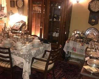 Items Located In The Dining Room