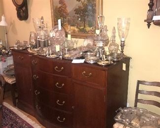 Items Located In The Dining Room 