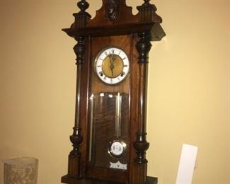 Items Located In The Dining Room