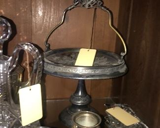 Items Located In The Dining Room