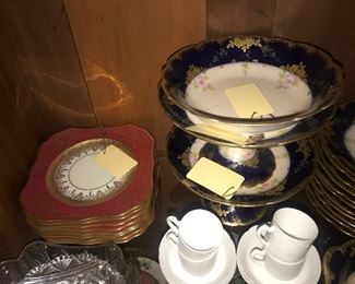 Items Located In The Dining Room