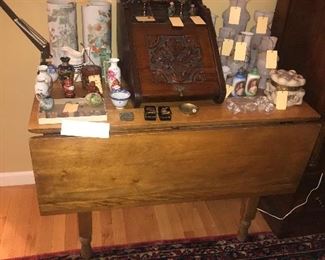 Items Located In The Dining Room