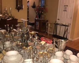 Items Located In The Dining Room