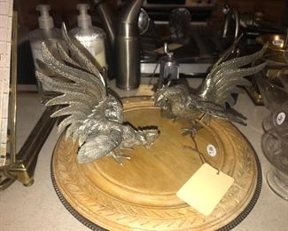 Items Located In The Kitchen ~ Some Cute Vintage Pieces