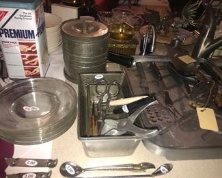 Items Located In The Kitchen ~ Some Cute Vintage Pieces