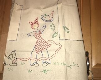 Items Located In The Kitchen ~ Some Cute Vintage Pieces