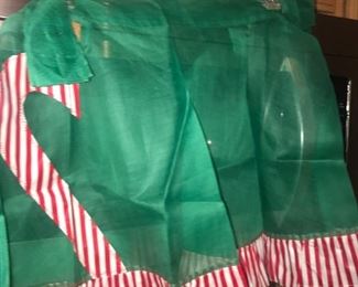 Items Located In The Kitchen ~ Some Cute Vintage Pieces