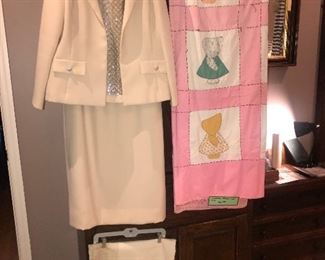 Items Located In The 2nd Bedroom ~ Vintage Clothing & Quilt