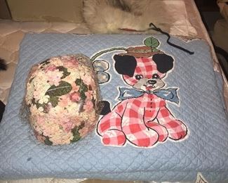 Items Located In The 2nd Bedroom ~ Antique Furniture ~ Vintage Clothing & Accessories ~ Vintage Applique Quilt ~ SO CUTE