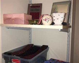 Items Located In The 2nd Bedroom