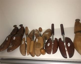 Items Located In The Lower Level Closet