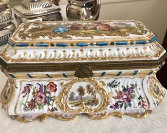 Vintage Meissen Rococo jewelry box
