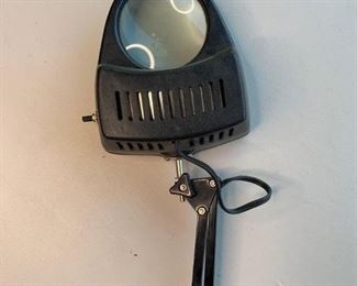 Bench Mounted Magnifying Work light
