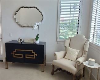 master suite  2 chair avail