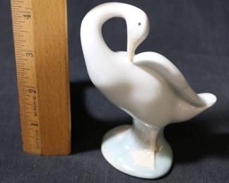 8 - Lladro Swan 