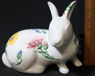 34 - Tiffany & Co. Sintra Rabbit 