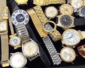 https://connect.invaluable.com/randr/auction-lot/vintage-watches-guess-nike-wolbrook-continental_66643F7A1E